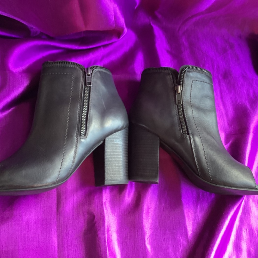 Diba Leather Peep Toe Zipper Bootie - Picture 9 of 9